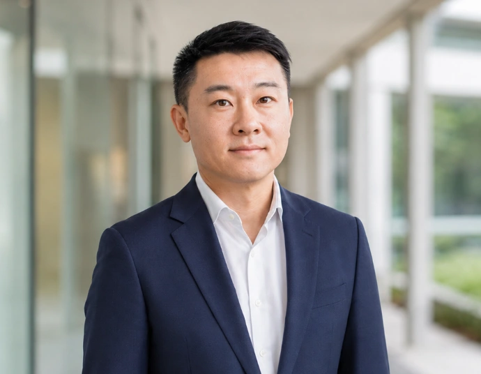 Wei Zhang, English to Chinese technical translator specializing in chemical processing